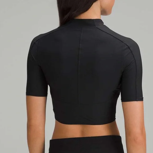 NWOT Lululemon Tight Fit Short Sleeve Size Large - Picture 3 of 6